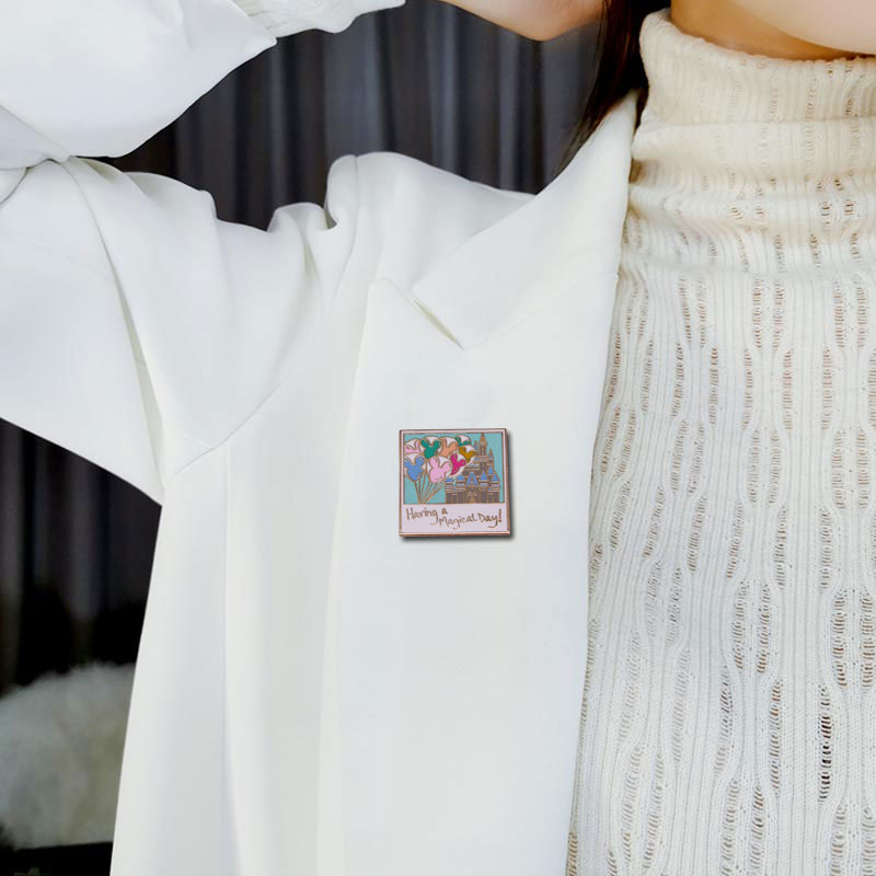 마법의 날 풍선 성 기념품 사진 에나멜 핀 행복한 낭만 - Embroidery Bali 리뷰 및 가격