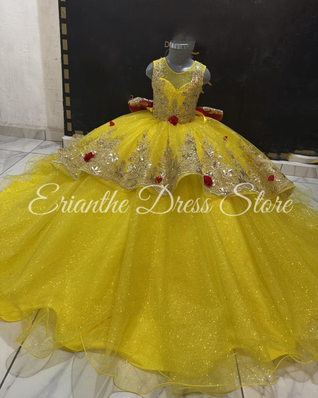노란색 꽃무늬 소녀 드레스, 웨딩용 튤 퍼프, 빨간색  - Embroidery Yellow Dress 리뷰 및 가격